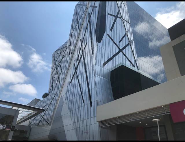 219M² RETAIL TO LET IN ROSEBANK